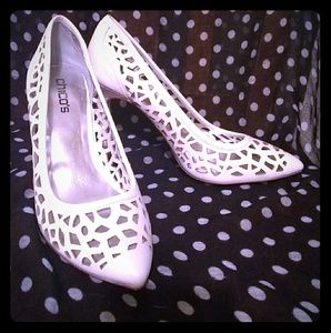 Chico's cutout heels